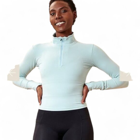 Paragon Fitwear Sedona Ether Cropped 1/4 Zip White Pullover - Picture 2 of 10